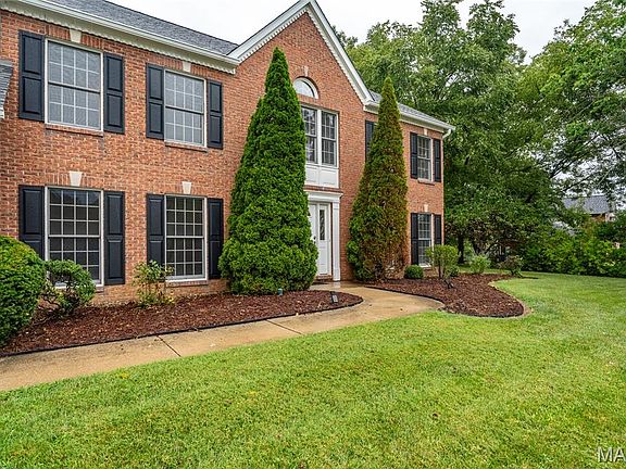4th image of 126 Fairwood Hills Rd