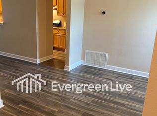 546 Carrier Dr, Pensacola, FL 32506