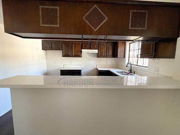 5th image of 1574 W 207th St #B