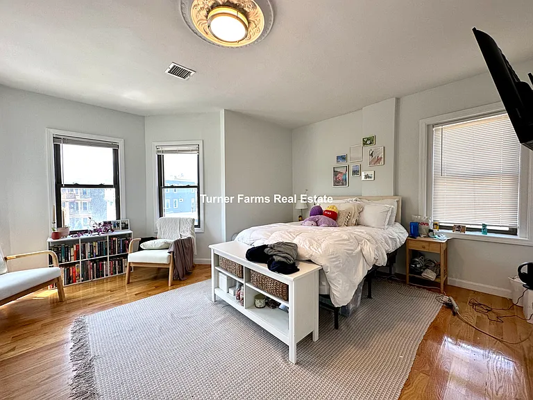 914 Dorchester Ave #2R — Photo 29