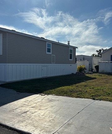 3rd image of 11631 Padina Dr