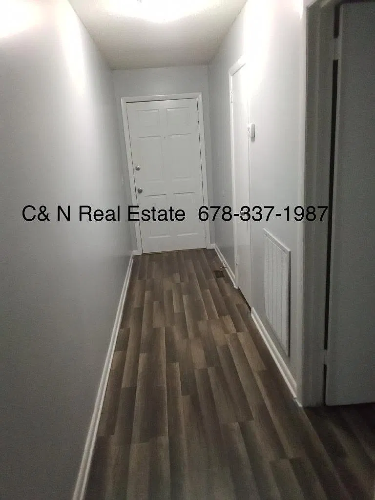 4 bed, 1575 sqft, $1,800 — Photo 2