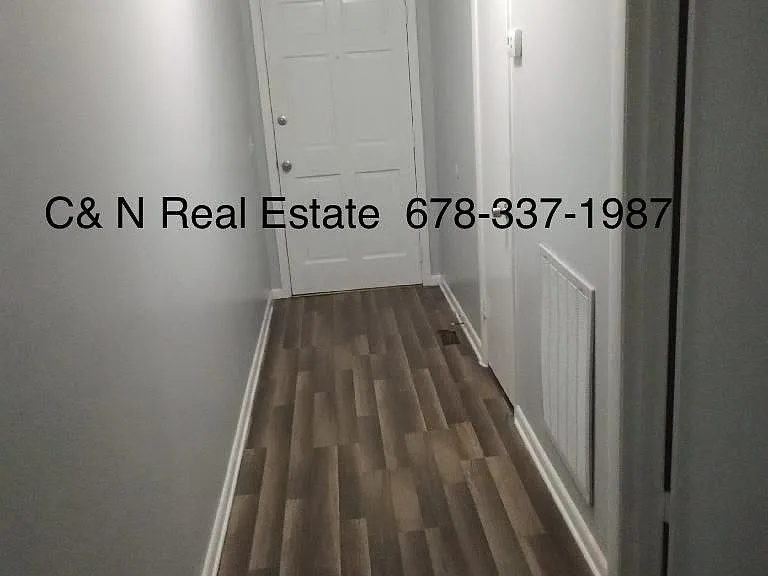 6201 Angus Cir NW — Photo 2