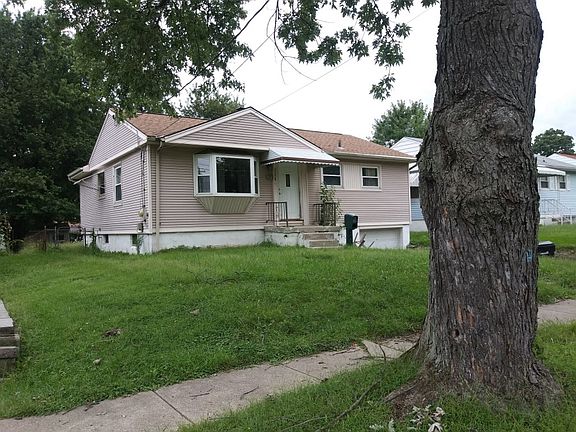 4th image of 3378 Robinet Dr