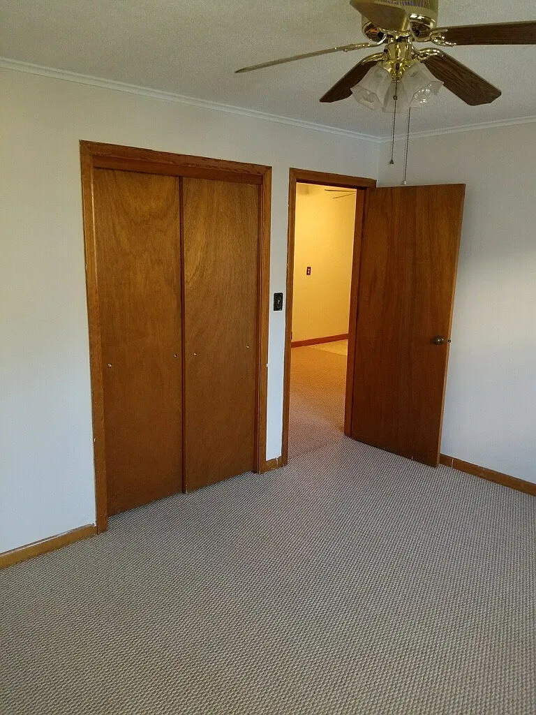 174 Upper County Rd — Photo 2