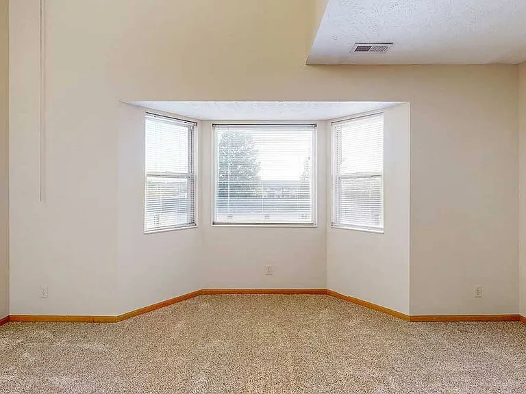 Pine Lake Heights Apartments — Photo 95
