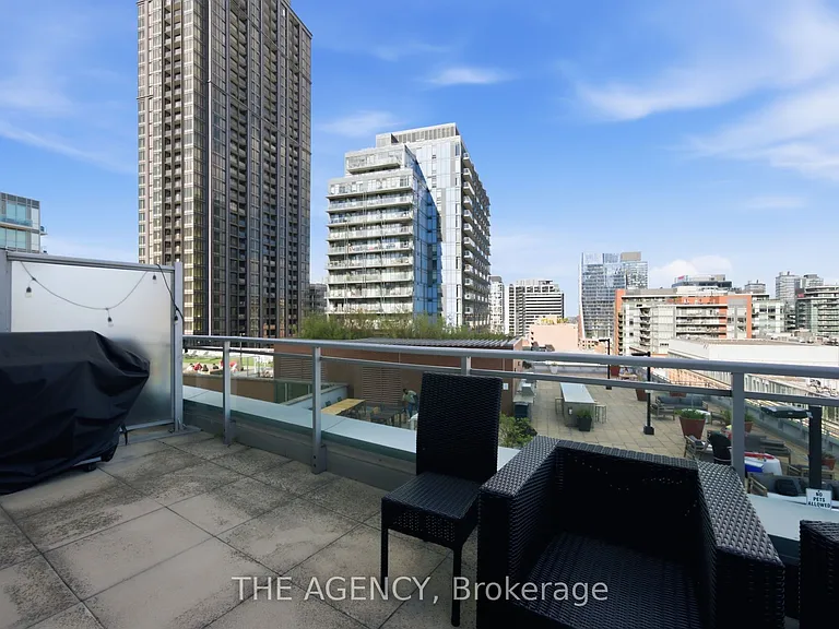 112 George St S #S1006 — Photo 20