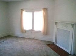 3rd image of 2101 W Gardner Ave #2