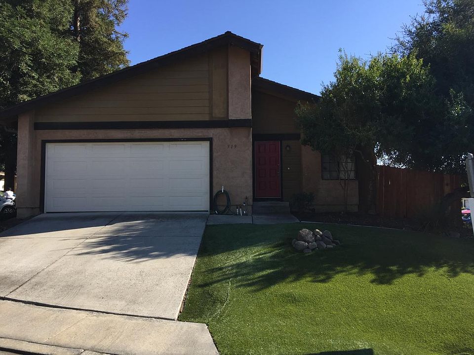 Gorgeous home in the foothills!
