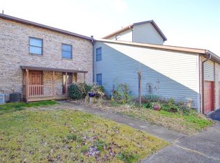 153 Sandridge Dr, Collinsville, IL