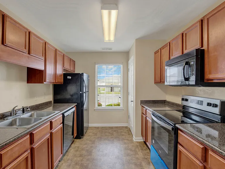 38 Transom Rd — Photo 15