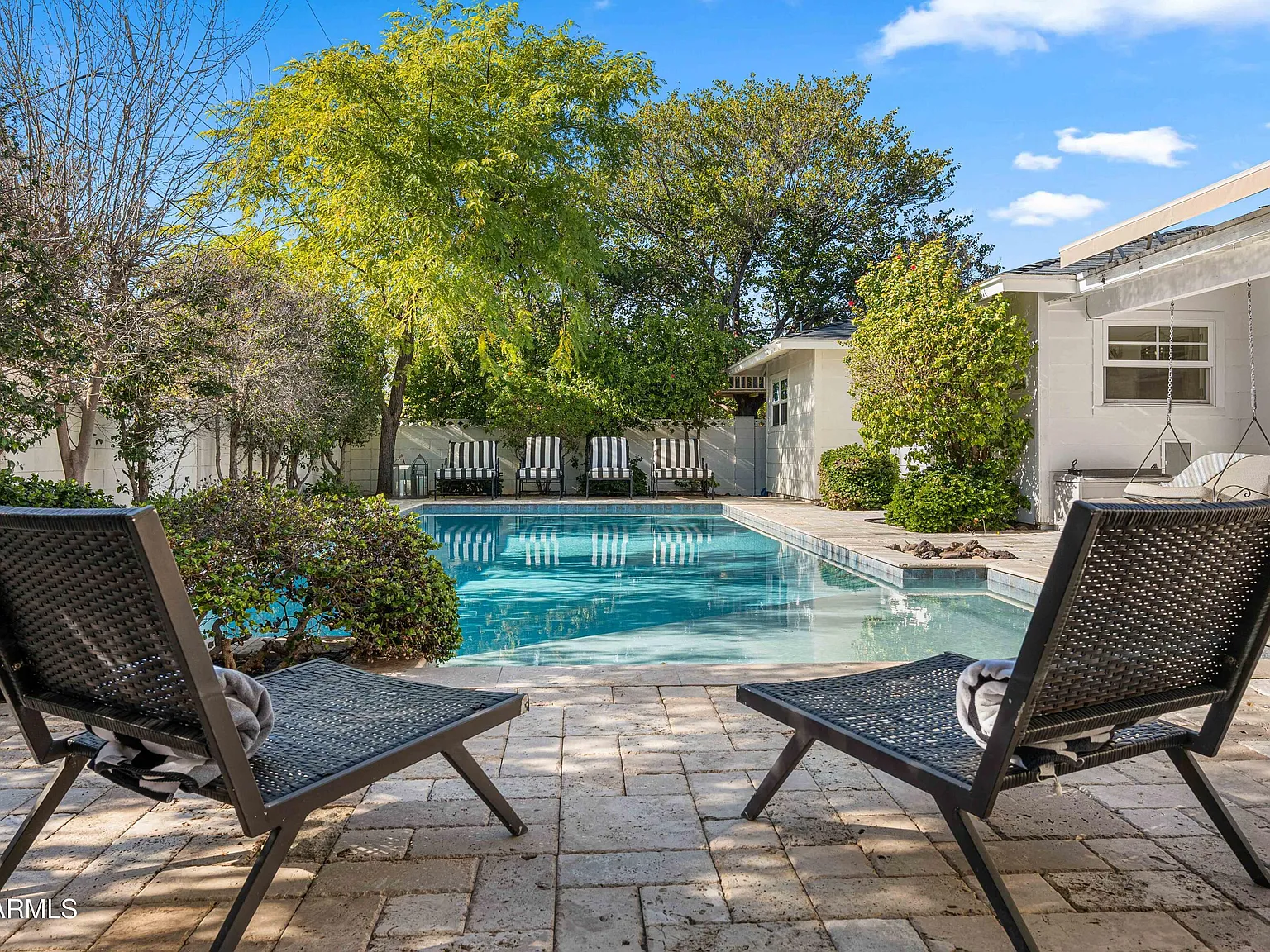 5 bed, 3.5 bath, 2852 sqft, $10,499 — Photo 3