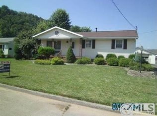 106 Jefferson St, Paden City, WV 26159