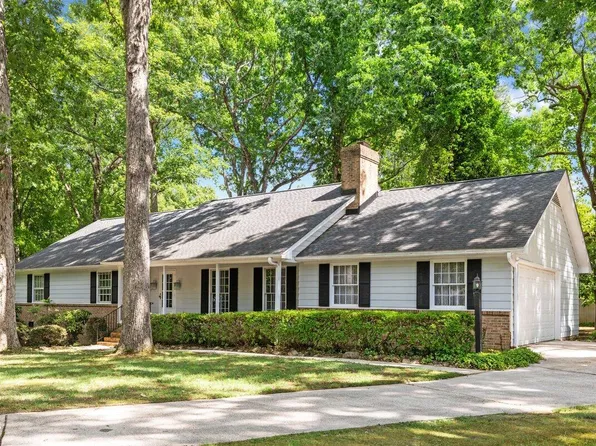 8501 Shadow Wood Pl, Raleigh, NC 27613