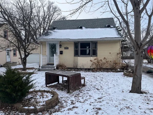 3933 Alabama Ave S, Saint Louis Park, MN 55416