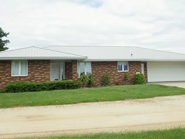 2824 212th Ave, Delhi, IA 52223