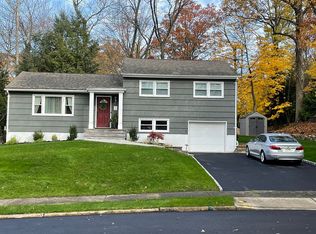 407 William St, Ridgewood, NJ 07450