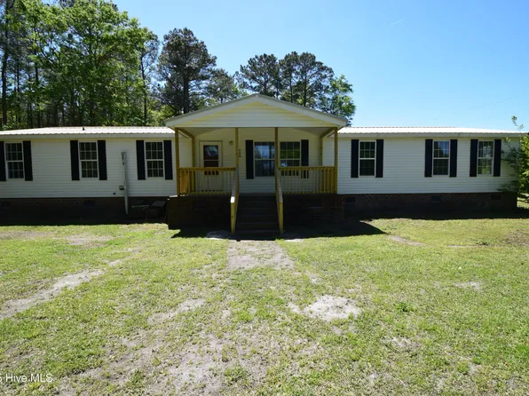 708 Holly Oak Dr, Blounts Creek, NC 27814