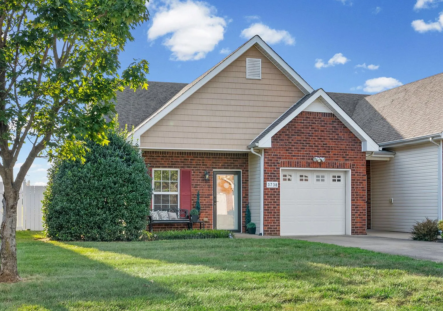 3738 Meadow Ridge Lane — Photo 2