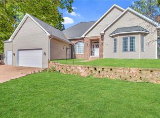 478 Westover Rd, Eau Claire, WI 54701