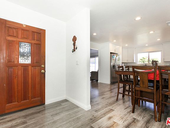 2nd image of 12937 Bess Ave