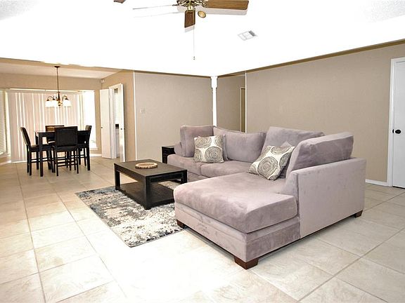 4th image of 405 Brookfield Dr