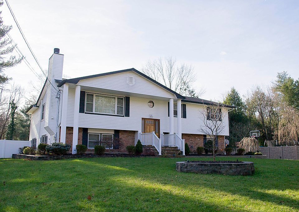 1st image of 3 Marget Ann Ln