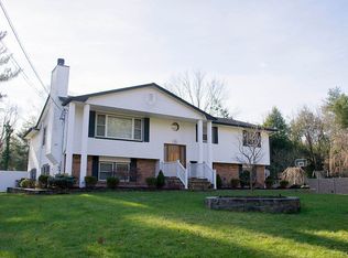 3 Marget Ann Ln, Suffern, NY 10901