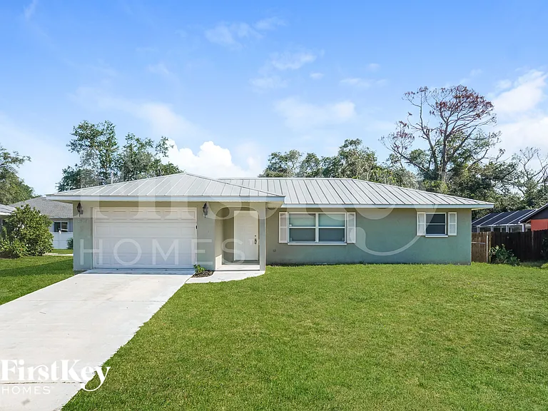 14500 Ransom Ave — Photo 2