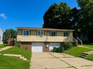 183 & 185 E Sunset Dr, Rittman, OH 44270
