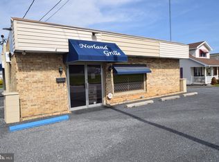 883 S Main St, Chambersburg, PA 17201