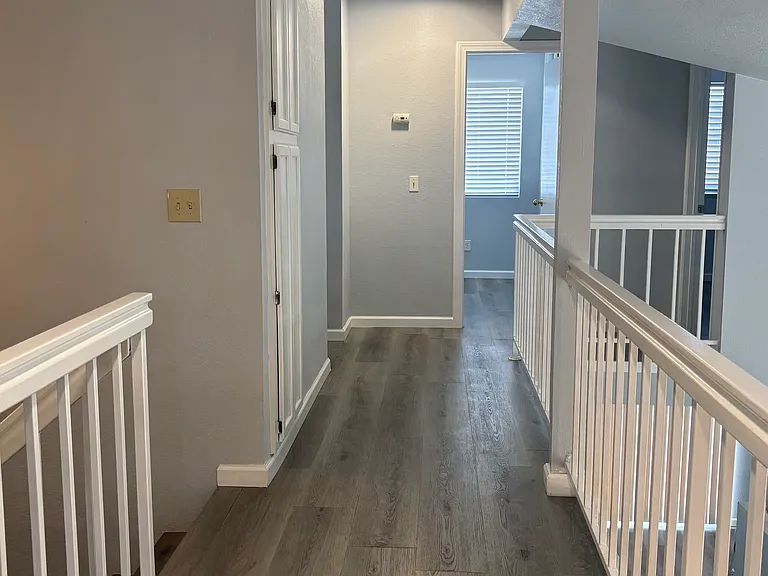 11017 Pacific St — Photo 13