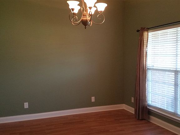 4th image of 235 Sedgebrooke Dr