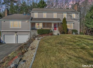 32 Canterbury Lane, Farmington, CT 06085