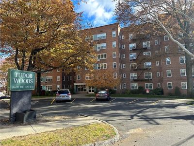 76 Dehaven Drive #5F, Yonkers, NY, 10703
