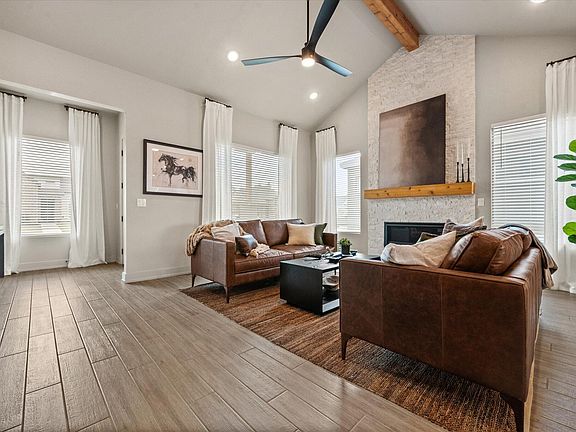 4th image of 7604 52nd St