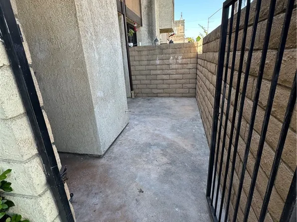 2674 Clarendon Ave, Huntington Park, CA 90255