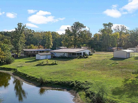 4th image of 460 County Road 184