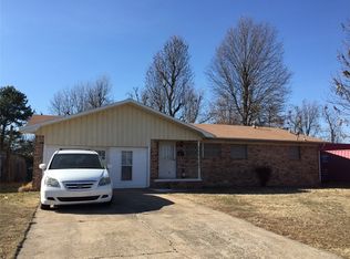 1300 Dyer St, Springdale, AR 72762