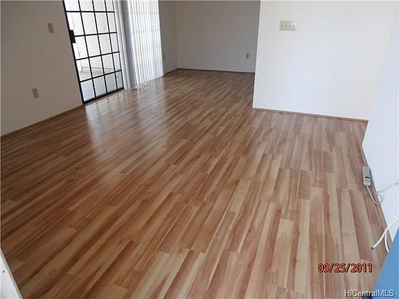 4th image of 91-1036 Kaiau Ave #10A