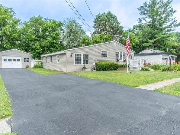 22215 Patricia Dr, Watertown, NY 13601