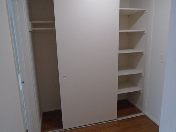 5th image of 1301-1333 Thomas Ave #5