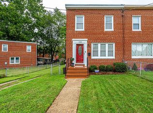 1103 Booker Dr, Capitol Heights, MD 20743