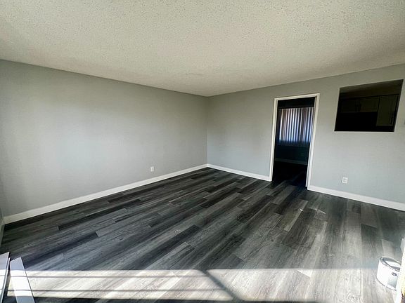 3rd image of 00-2315 S Grand Ave #12