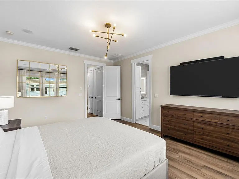 2915 W Bay View Ave — Photo 26