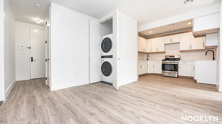 Rented by Nooklyn NYC LLC | media 12