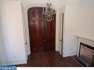 2031 Walnut St APT 2R, Philadelphia, PA 19103