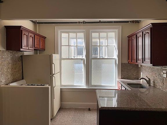 4th image of 25-52 33rd St #1A