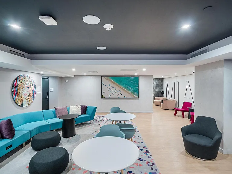 Building's Lounge