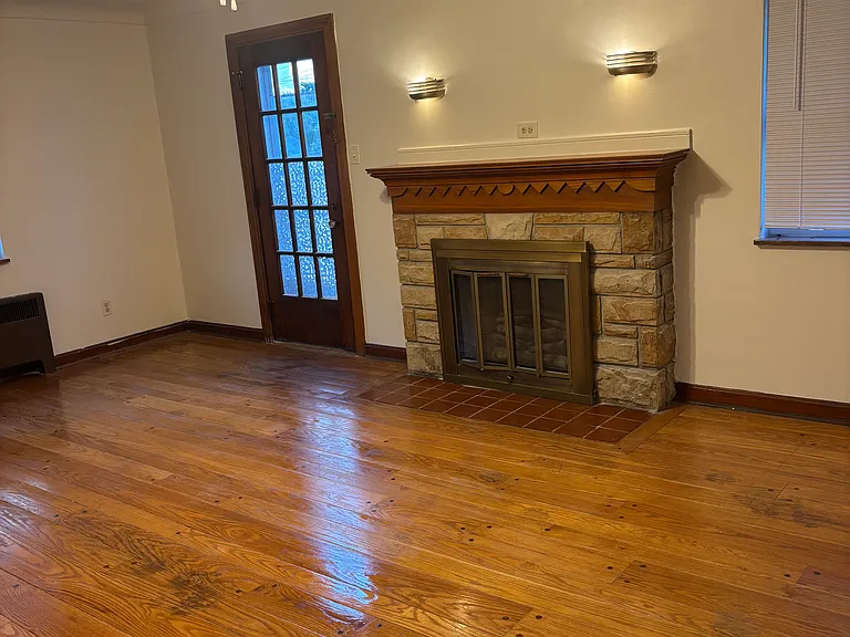 1136 Betty Ln #2 — Photo 15